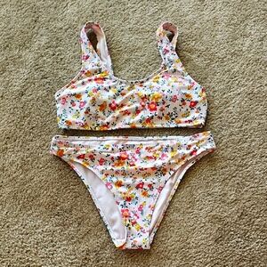 Cabana De Sol Womens Floral Bikini- Size LARGE